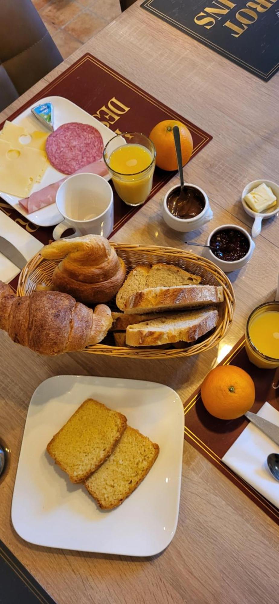 Bed and Breakfast La Maison Millesime La Caunette Экстерьер фото