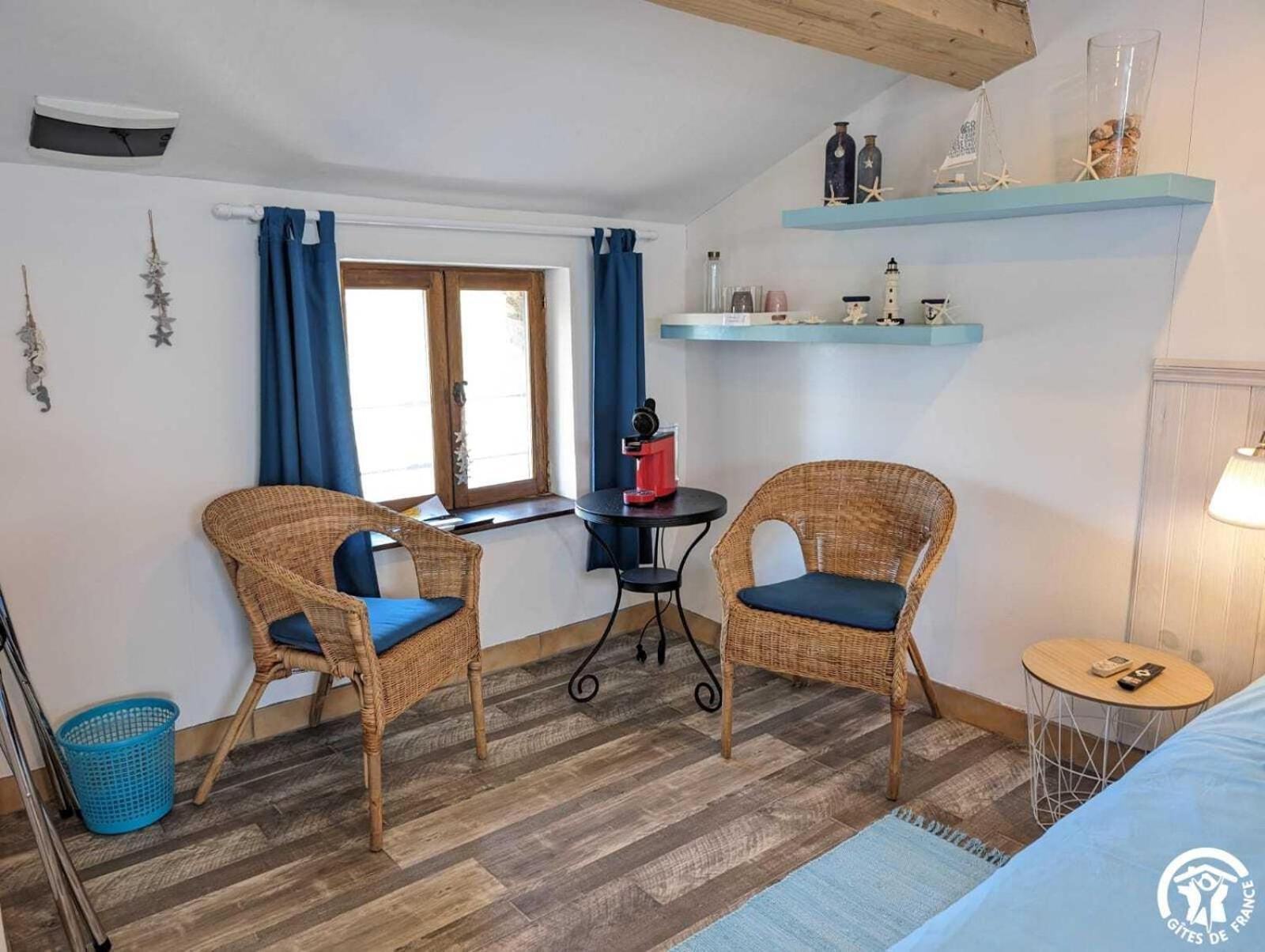Bed and Breakfast La Maison Millesime La Caunette Экстерьер фото